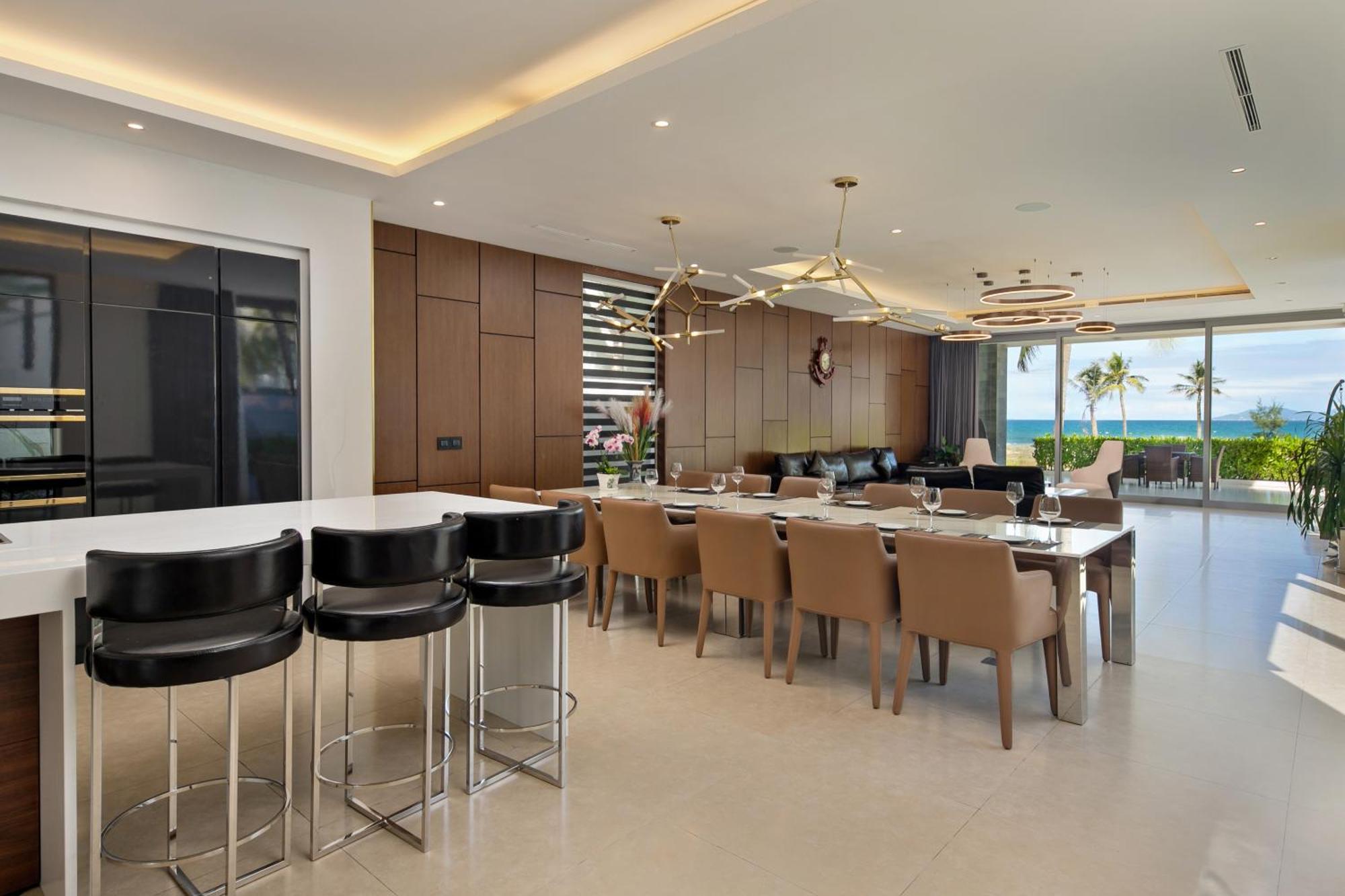 Biệt thự The Ocean Pool View Beachfront *